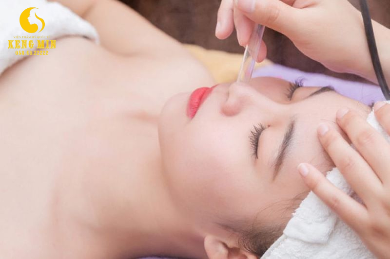 Các bước chăm sóc da cơ bản tại spa