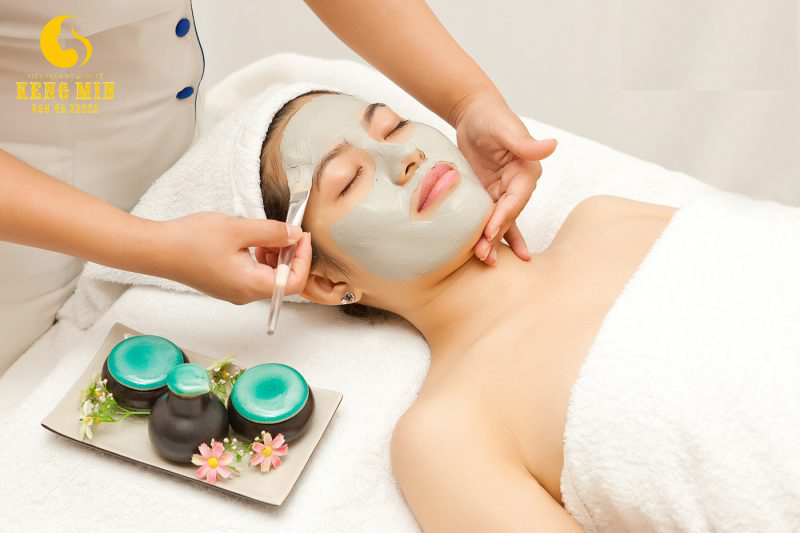 Các bước chăm sóc da cơ bản tại spa